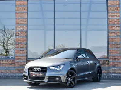 Usado Audi A1 Sportback Black Edition 140 CV (102 kW) 2014 Gris Utilitario