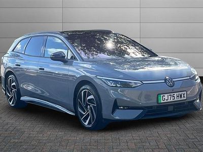 Grey Used 2025 VW ID.7 Pro Estate | £41,990 (Fair price)