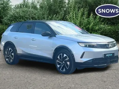 Used Vauxhall Grandland 156 kW (213 HP) 2025 Grey SUV