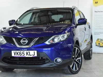 Used Nissan Qashqai Tekna 110 HP (80 kW) 2015 Blue SUV