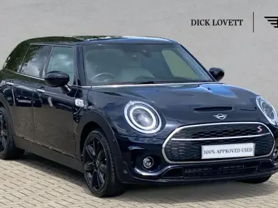 Used Mini Cooper S Clubman Exclusive 176 HP (129 kW) 2021 Black Estate