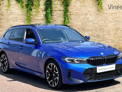 Used BMW 330e M Sport 292 HP (214 kW) 2025 Blue Estate