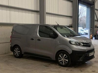 Used Toyota Proace 100 HP (73 kW) 2020 Grey MPV