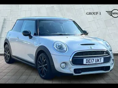 Used Mini Cooper S Hatch 189 HP (139 kW) 2017 White silver Hatchback
