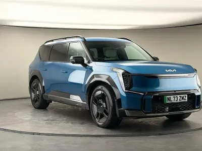 Usado Kia EV9 GT-Line S 278 kW (378 HP) 2023 Azul SUV