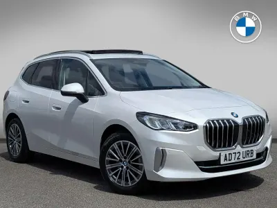 Used BMW 220 Active Tourer Luxury Line 168 HP (123 kW) 2022 White MPV