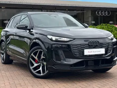 Usado Audi e-tron Advanced 230 kW (313 CV) 2024 Negro SUV