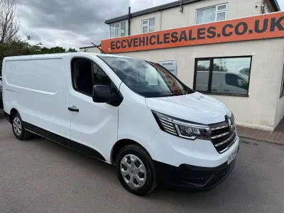 Used Renault Trafic Business 2022 White