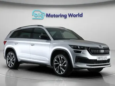 Begagnad Skoda Kodiaq SportLine 150 HK (110 kW) 2023 Silver SUV