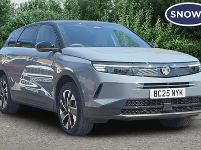 Used Vauxhall Grandland X Ultimate 145 HP (106 kW) 2025 Grey SUV