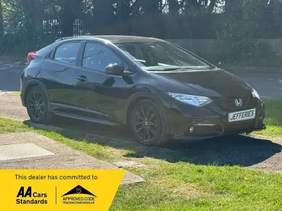 Begagnad Honda Civic Black Edition 142 HK (104 kW) 2014 Svart Halvkombi