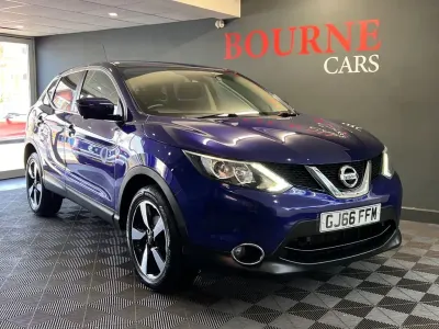 Used Nissan Qashqai N-Connecta 115 HP (84 kW) 2016 Blue SUV