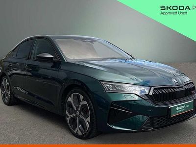 Used Skoda Octavia vRS 265 HP (194 kW) 2025 Royal green metallic Hatchback