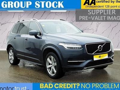 Used Volvo XC90 Momentum 2018 Blue SUV