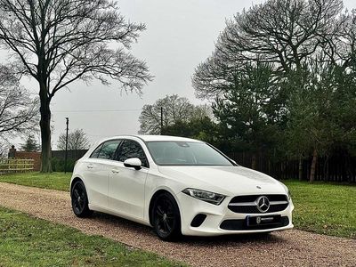 Used Mercedes A180 SE 136 HP (100 kW) 2019 White Hatchback