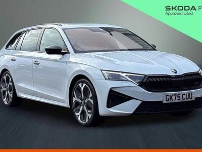 Used Skoda Octavia vRS 265 HP (194 kW) 2025 Moon white Estate