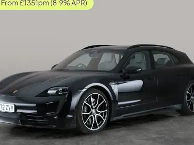 Usado Porsche Taycan Sport Turismo 500 kW (680 HP) 2023 Preto Carrinha