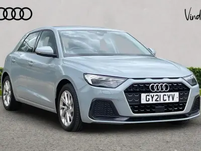Begagnad Audi A1 Sport 108 HK (79 kW) 2021 Grå SUV