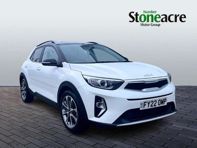 Used Kia Stonic 118 HP (86 kW) 2022 White SUV