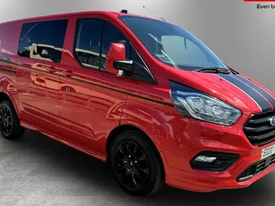 Used Ford Transit Custom Sport 185 HP (136 kW) 2020 Red Van