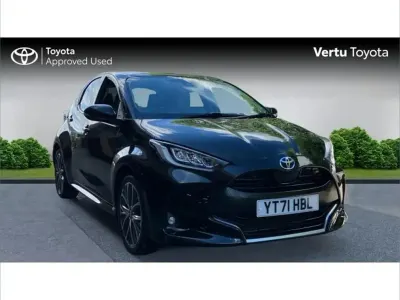 Used Toyota Yaris 116 HP (85 kW) 2021 Black Hatchback