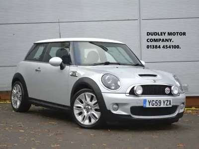 Usado Mini Cooper S Hatch 175 HP (128 kW) 2009 Prateado Citadino