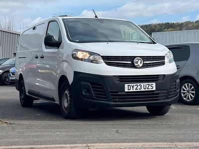 Used Vauxhall Vivaro 100 HP (73 kW) 2023 White MPV