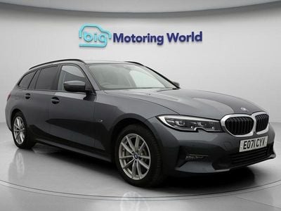BMW 330e