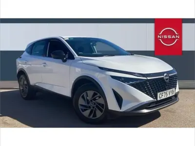 Used Nissan Qashqai Acenta Premium 158 HP (116 kW) 2025 White SUV