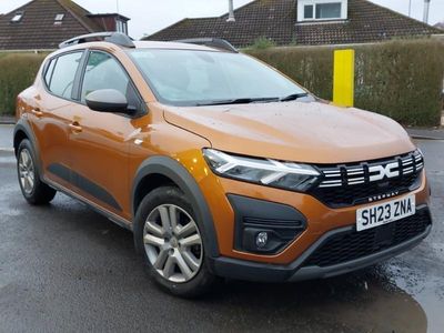 Used Dacia Sandero Expression 91 HP (66 kW) 2023 Orange Hatchback
