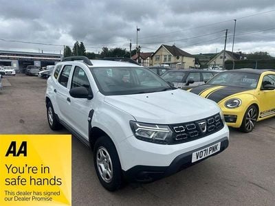 Begagnad Dacia Duster Essentiel 90 HK (66 kW) 2021 Vit SUV