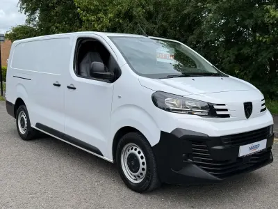 Used Peugeot Expert 120 HP (88 kW) 2024 White Van