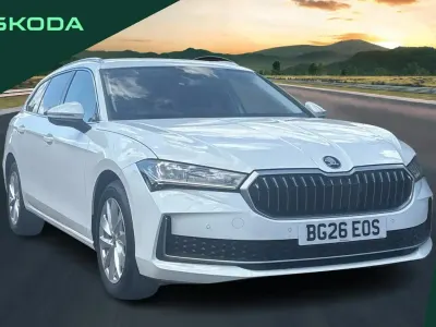 New Skoda Superb SE Technology 150 HP (110 kW) 2026 White Estate