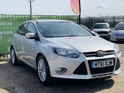 Used Ford Focus Zetec 115 HP (84 kW) 2012 Silver Hatchback