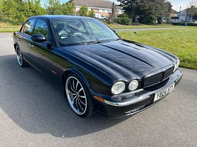 Jaguar XJ8