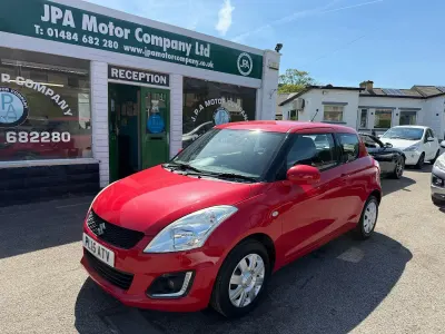 Used Suzuki Swift 94 HP (69 kW) 2015 Red Hatchback