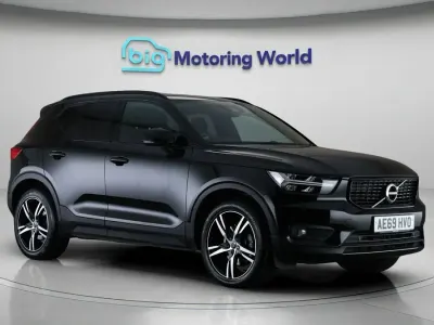 Used Volvo XC40 R-Design 188 HP (138 kW) 2019 Black SUV