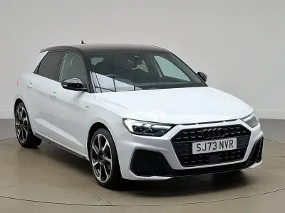 Used Audi A1 Black Edition 95 HP (69 kW) 2023 White SUV