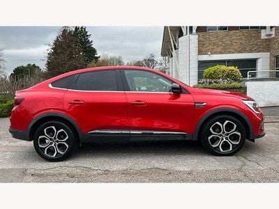 Used Renault Arkana Version S 138 HP (101 kW) 2021 Metallic  flame red  SUV