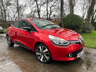 Red Used 2016 Renault Clio IV Dynamique Hatchback | £4,699 (Fair price)