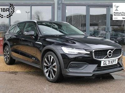 Used Volvo V60 CC 250 HP (183 kW) 2021 Black Estate