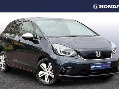 Begagnad Honda Jazz Hybrid 109 HK (80 kW) 2022 Blå Halvkombi
