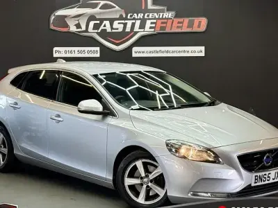 Used Volvo V40 SE 120 HP (88 kW) 2015 Silver Hatchback