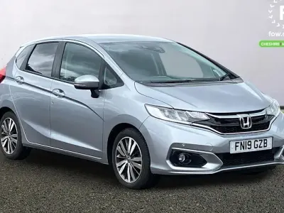 Begagnad Honda Jazz EX 102 HK (75 kW) 2019 Silver Halvkombi