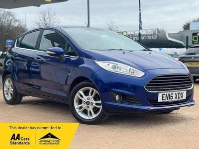 Used Ford Fiesta Zetec 2016 Blue Hatchback