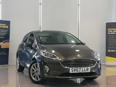 Used Ford Fiesta Titanium 100 HP (73 kW) 2017 Grey Hatchback