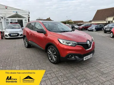 Begagnad Renault Kadjar Signature 110 HK (80 kW) 2016 Röd SUV