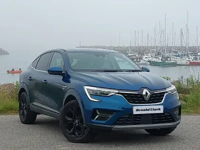 Used Renault Arkana Version S 142 HP (104 kW) 2022 Blue SUV