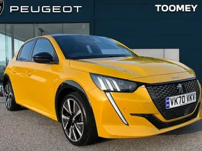 Second-hand Peugeot 208 GT-line 102 CP (75 kW) 2020 Galben Hatchback