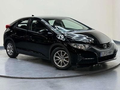 Begagnad Honda Civic SE 2013 Svart Halvkombi
